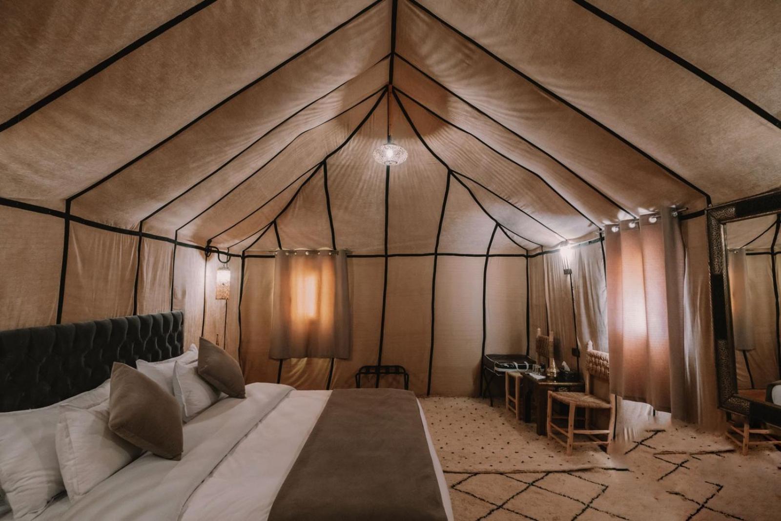Готель Starlit Camp Мерзуга Екстер'єр фото