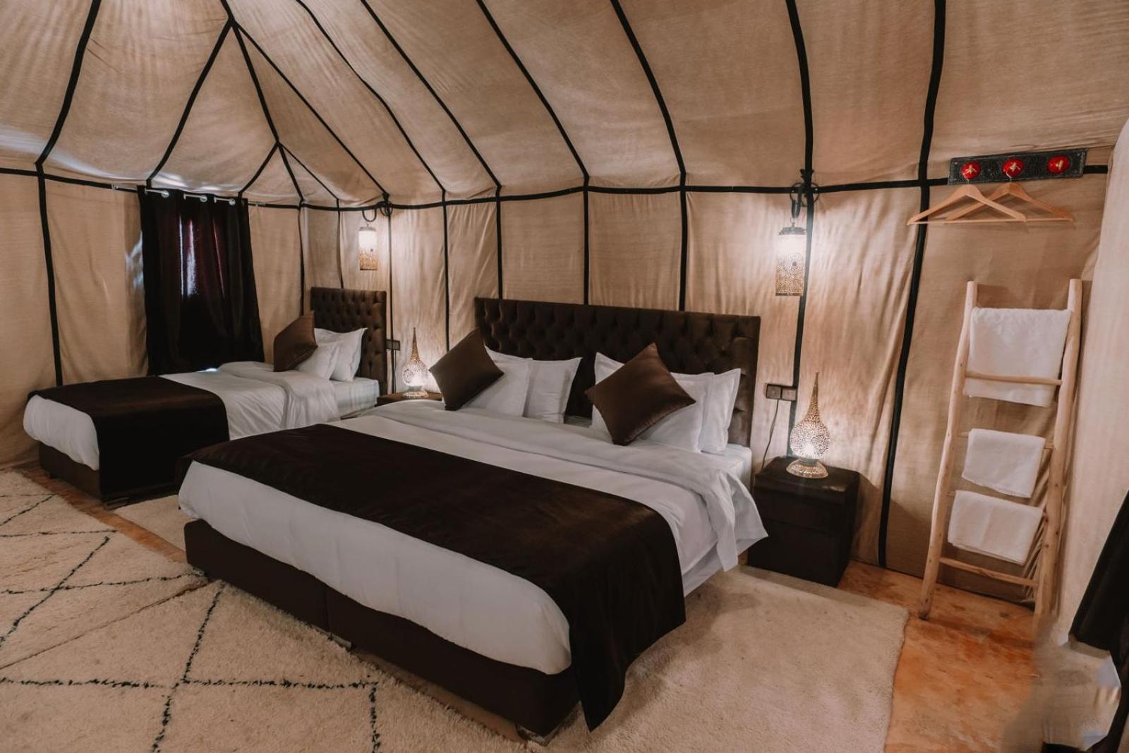 Готель Starlit Camp Мерзуга Екстер'єр фото