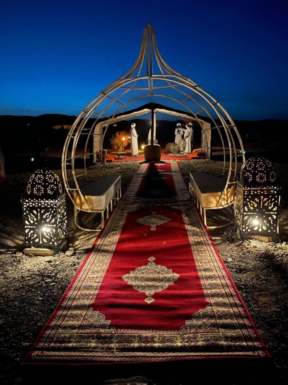 Готель Starlit Camp Мерзуга Екстер'єр фото